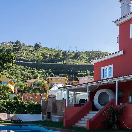 Casa Demaro Holiday home Sauzal